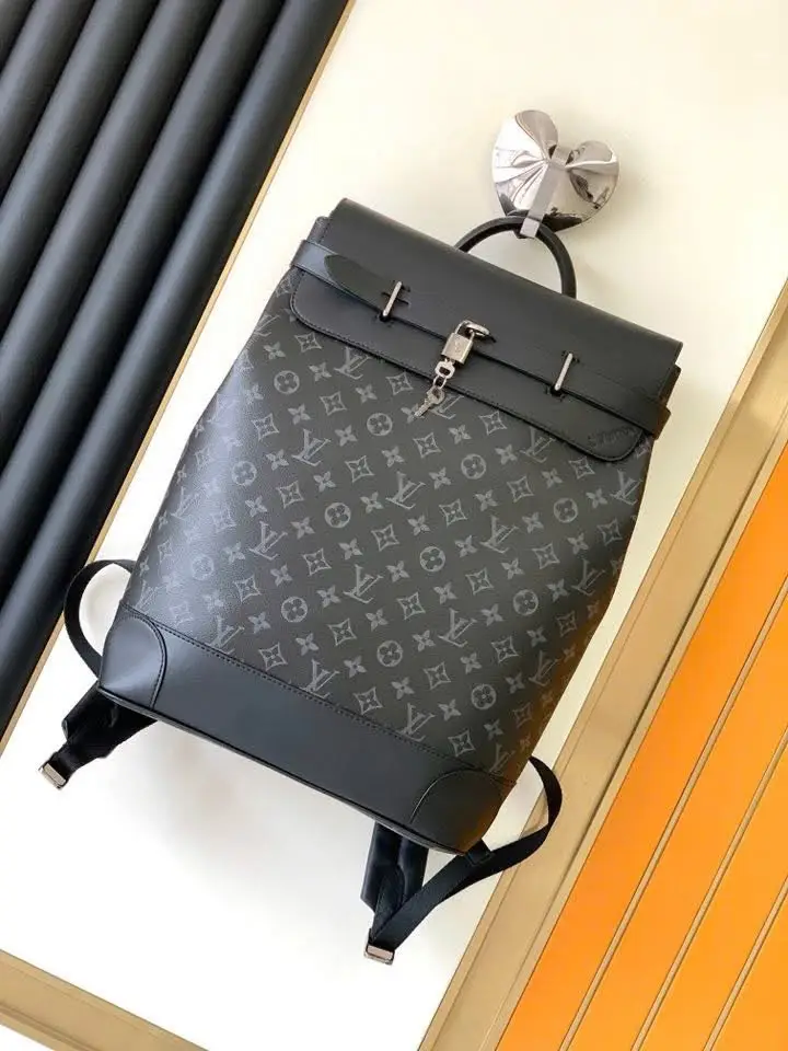 Un sac au style structuré et haut de gamme